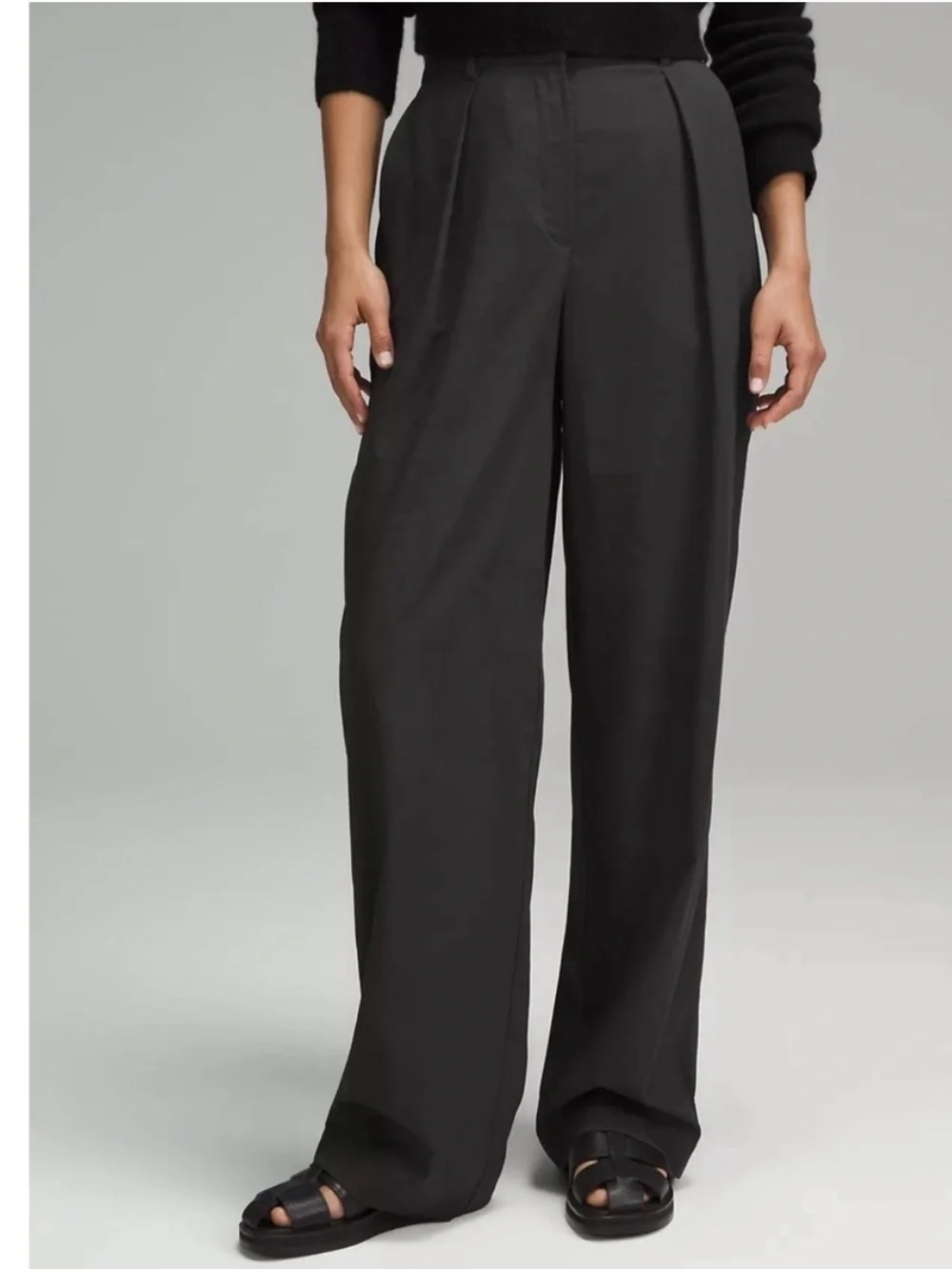 Lululemon Pleat-Front High-Rise Trouser *Regular in Black size 6 LW5GQ3S